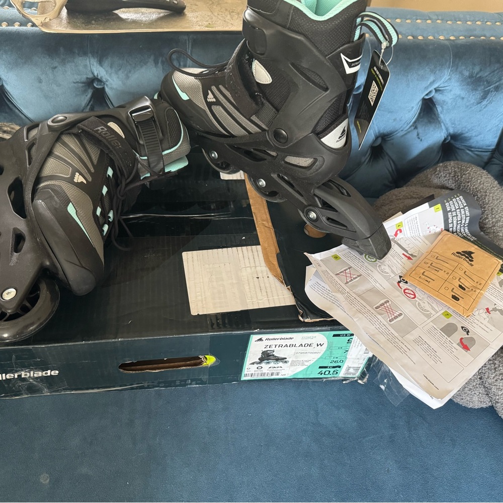 Black and Green Inline Skates with Secure Fastening